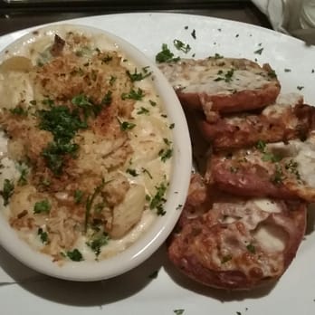 Crisp - Crab Mac and cheese - Italian Near Me - Houston, Texas Crisp - Crab Mac and cheese - Italian Near Me - Houston, Texas