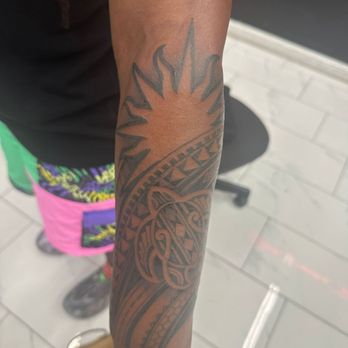 Suite Dreamz Tattoo Studio - Tattoo Near Me - Honolulu, Hawaii Suite Dreamz Tattoo Studio - Tattoo Near Me - Honolulu, Hawaii