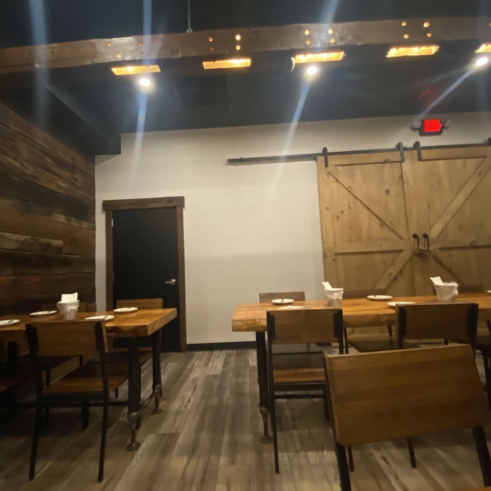 Mad For Chicken Plainview - inside seating - Coffee & Tea Near Me - Plainview, New York Mad For Chicken Plainview - inside seating - Coffee & Tea Near Me - Plainview, New York