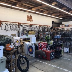 West Coast Archery Shop - Shop overview