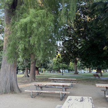 Fuller Park - Playgrounds Near Me - Napa, California