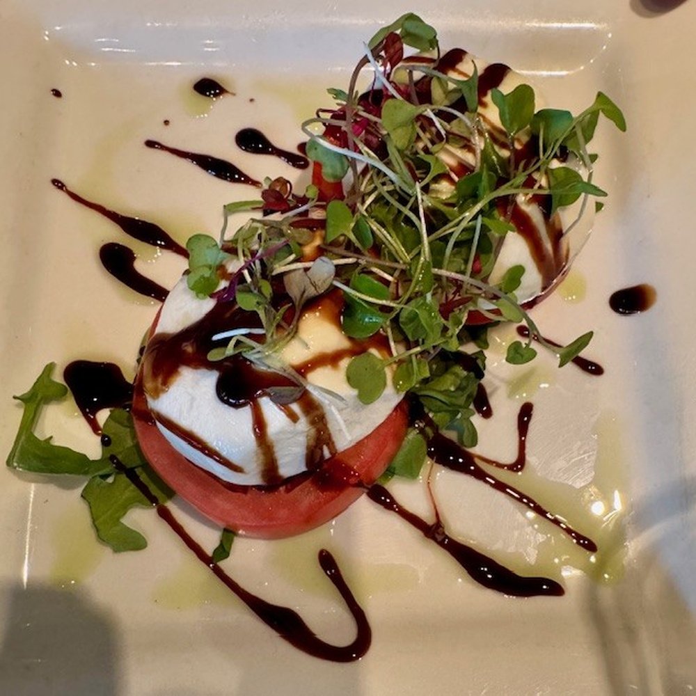 Belle & Maxwell's American /Italian restaurant - Burrata with mozzarella, tomato, fresh basil, and balsamic glaze - Bars Near Me - West Palm Beach, Florida