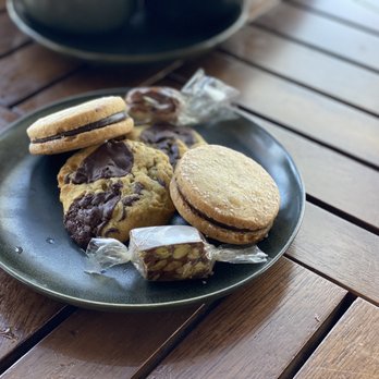 Cara Cara - Cookies and Confection Plate - OUTSTANDING! - New American Near Me - Los Angeles, California