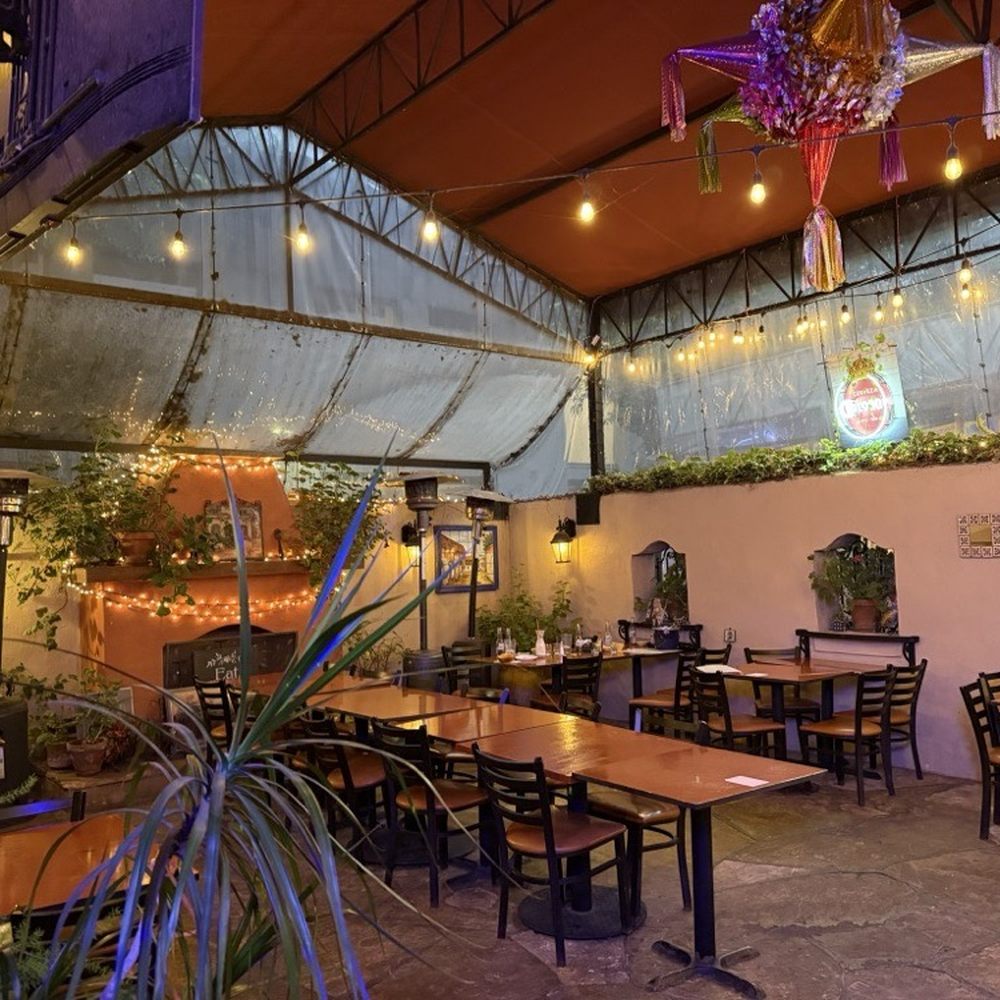 Jalisco Restaurant - Protected courtyard - Mexican Near Me - Watsonville, California
