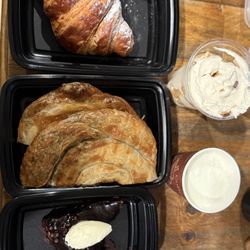 Tarte Bakes & Coffee Shop