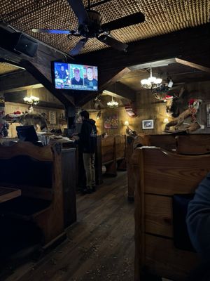 Bill's Pizza & Pub by null