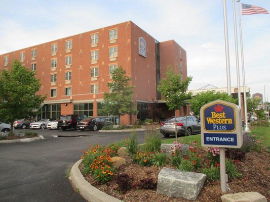 Best Western Plus The Arden Park Hotel by null