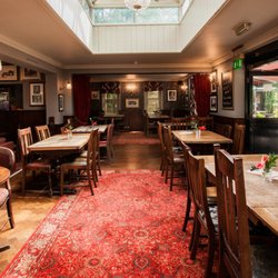 The Rose And Crown