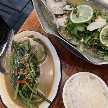 Fish Cheeks - Steamed Fish - Seafood Near Me - New York, New York Fish Cheeks - Steamed Fish - Seafood Near Me - New York, New York