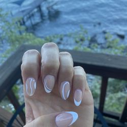 KB Nails and Spa - The best nails I've ever had!!!