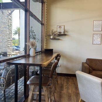 Brown Sugar Oats - Coffee & Tea Near Me - Aliso Viejo, California