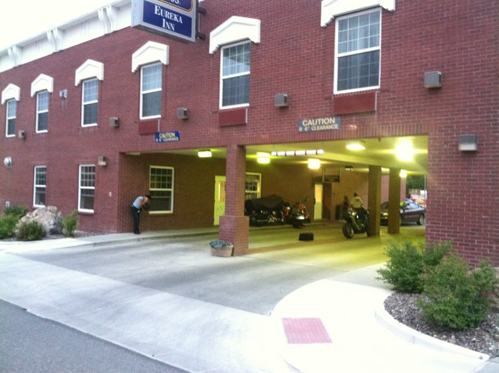 EUREKA GOLD COUNTRY Updated June 2024 31 Reviews 251 N Main St