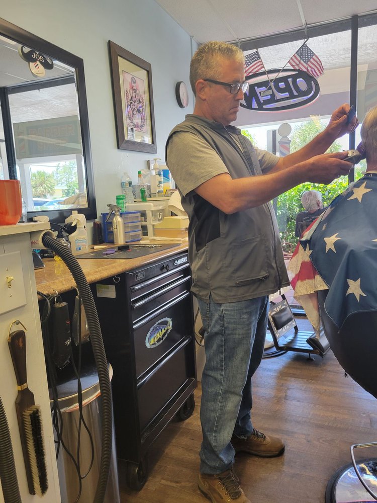 HUTCHINSON ISLAND BARBER SHOP Updated September 2024 10 Reviews 10867 S Ocean Dr, Jensen