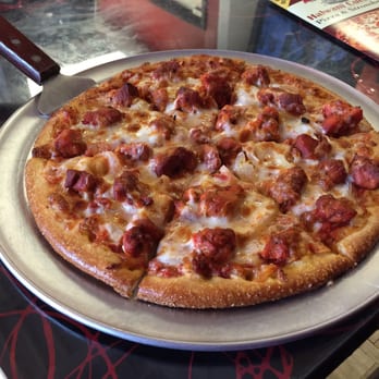 Halwani's Pizza & Stromboli - Tandoori Chicken (mild, and minus the jalapeños) - Pizza Near Me - Columbus, Ohio Halwani's Pizza & Stromboli - Tandoori Chicken (mild, and minus the jalapeños) - Pizza Near Me - Columbus, Ohio