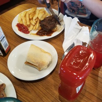 Denny's - Cheeseburger - Diners Near Me - Santa Barbara, California