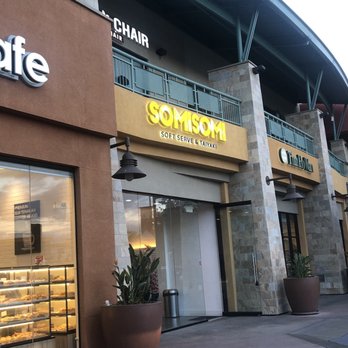 Somisomi - store front - first lvl in Diamond Jamboree next to 85 - Ice Cream & Frozen Yogurt Near Me - Irvine, California Somisomi - store front - first lvl in Diamond Jamboree next to 85 - Ice Cream & Frozen Yogurt Near Me - Irvine, California