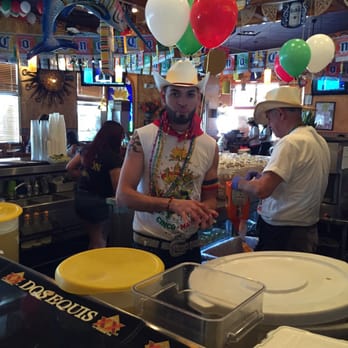 La Parrilla Mexican Restaurant - Cinco de Mayo 2015 - Mexican Near Me - Atlanta, Georgia La Parrilla Mexican Restaurant - Cinco de Mayo 2015 - Mexican Near Me - Atlanta, Georgia
