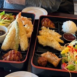 Lunch boxes Lunch boxes