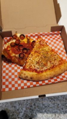 Danny Boy's Famous Original Pizza by null