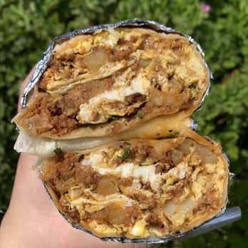 Cielito Lindo - Breakfast burrito- chorizo y papas con queso, cilantro y picante - Mexican Near Me - San Francisco, California