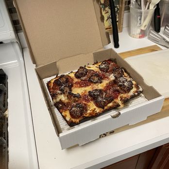 Dear Mama's Pizza - fantastic square pie! Pepp & sausage. The sauce tho! Like in Erie where I grew up. A meal! - Pizza Near Me - Strongsville, Ohio Dear Mama's Pizza - fantastic square pie! Pepp & sausage. The sauce tho! Like in Erie where I grew up. A meal! - Pizza Near Me - Strongsville, Ohio