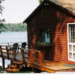 The Cozy Moose - Maine cabins on Moosehead Lake, The Cozy Moose Cabin rental agent for lakeside rentals in Greenville, ME