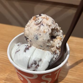 Salt & Straw - The Great Candycopia (top) and Freckled Mint Chocolate Chip (bottom) - Desserts Near Me - Palo Alto, California Salt & Straw - The Great Candycopia (top) and Freckled Mint Chocolate Chip (bottom) - Desserts Near Me - Palo Alto, California