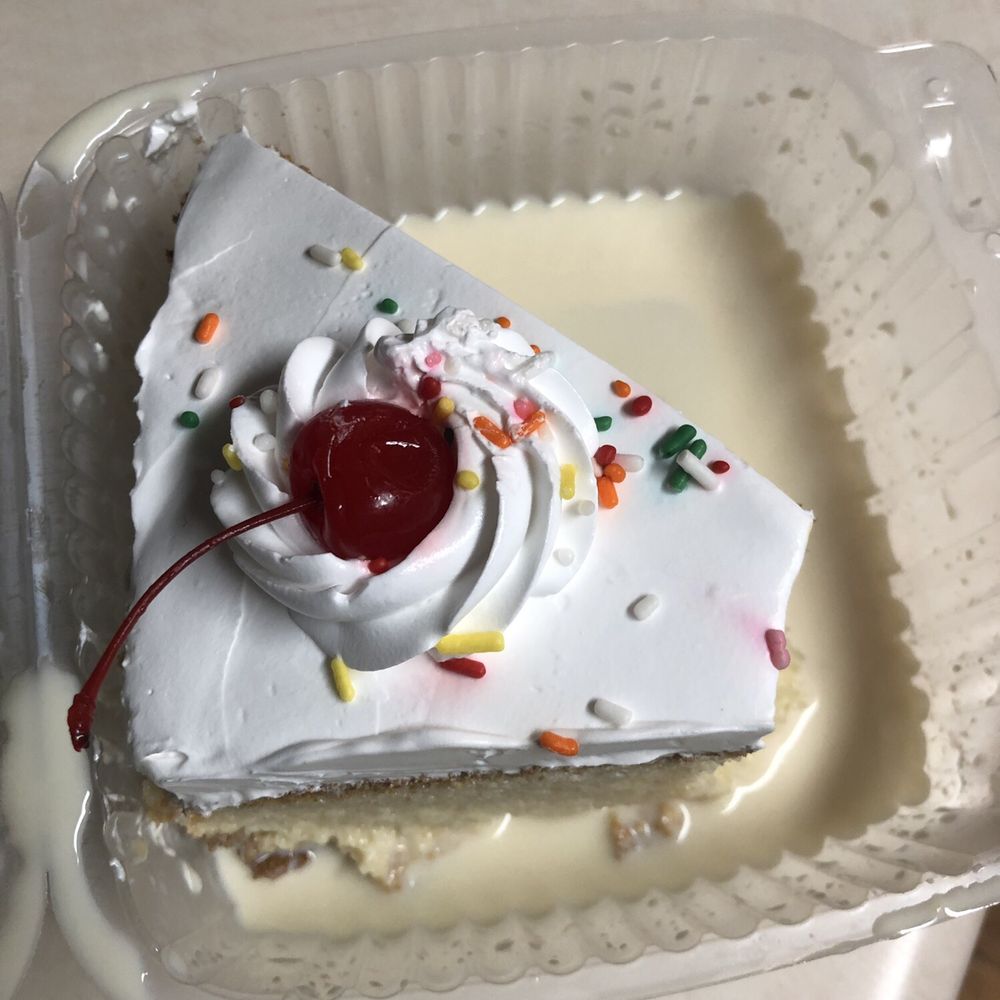 La Conchita Bakery - Tres Leche cake slice to go - Bakeries Near Me - Nashville, Tennessee