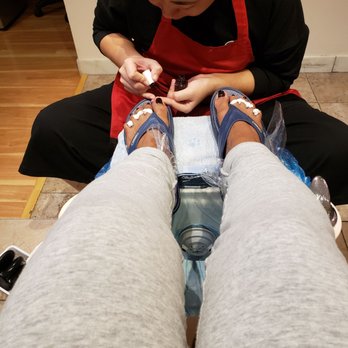 Fanny Nails - Nail Salons Near Me - Brooklyn, New York