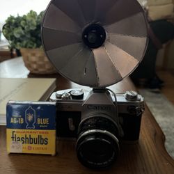 The Shutterbug - Free vintage flash bulbs for my vintage camera
