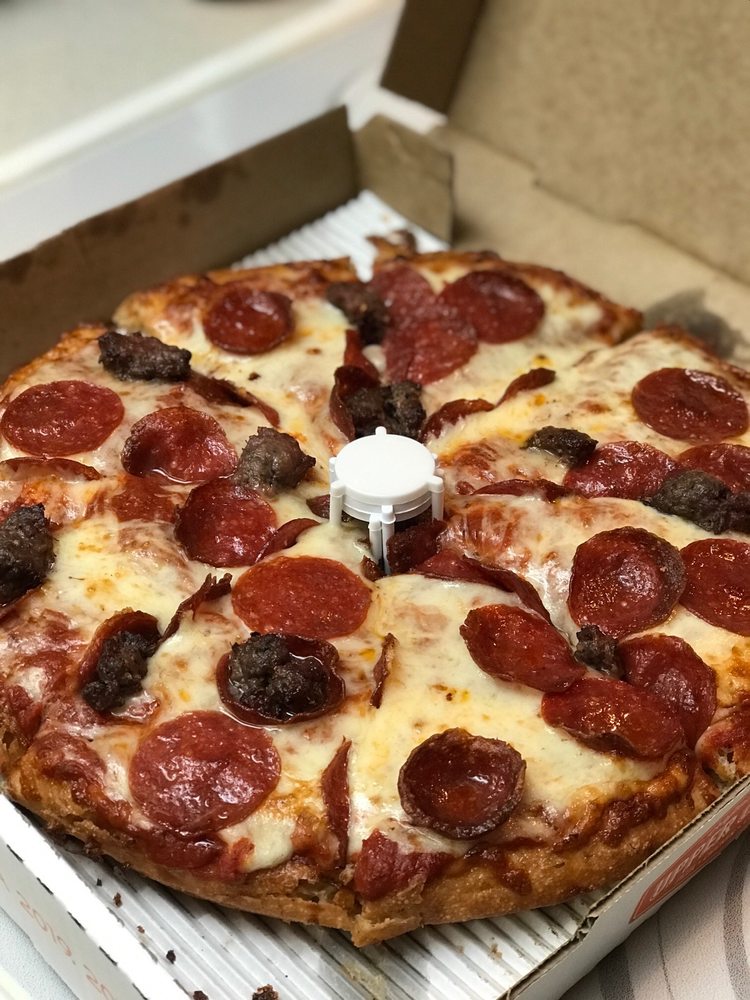 UPPER CRUST PIZZA & CHICKEN Updated September 2024 66 Photos & 53