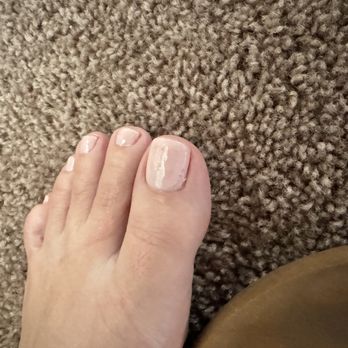 Lavish Nail Lounge - Sloppy paint job - Nail Salons Near Me - Las Vegas, Nevada