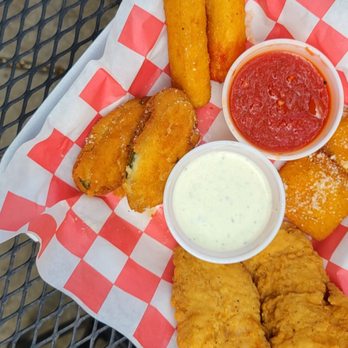 Johnny's Pizza Apex - Appetizer sampler - Pizza Near Me - Apex, North Carolina Johnny's Pizza Apex - Appetizer sampler - Pizza Near Me - Apex, North Carolina