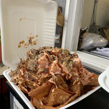 Grind Wit Tryz - Hawaiian Nachos piled high! - Filipino Near Me - Portland, Oregon Grind Wit Tryz - Hawaiian Nachos piled high! - Filipino Near Me - Portland, Oregon