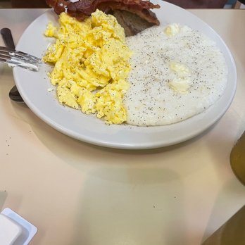 The Breakfast Place - Scrambled eggs, bacon and best grits EVER! - Breakfast & Brunch Near Me - Savannah, Georgia