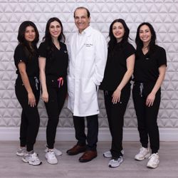 Newman Dermatology - Dr. Armand Newman, Dr. Daniella Newman, Dr. Gabriella Newman and nurses at Newman Dermatology in Beverly Hills