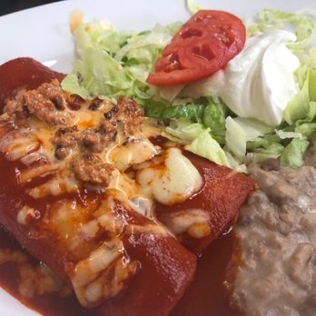 El Cajelito - Chicken enchilada plate - Mexican Near Me - Cherokee, North Carolina