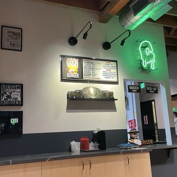 Goon Burger - Burgers Near Me - Vancouver, Washington