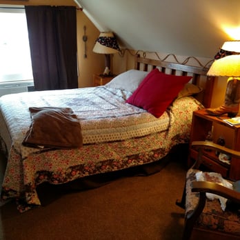 The Prairie House Inn - Bed & Breakfast Near Me - Molalla, Oregon The Prairie House Inn - Bed & Breakfast Near Me - Molalla, Oregon