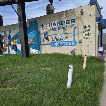 New Harper Seafood - A real, nice picture, on the side of the building - Chicken Wings Near Me - Detroit, Michigan New Harper Seafood - A real, nice picture, on the side of the building - Chicken Wings Near Me - Detroit, Michigan