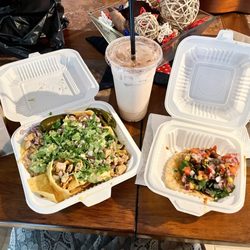 Nachos & Al Pastor Taco