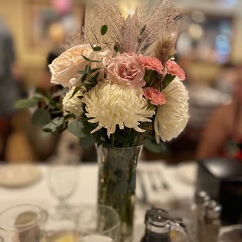 AB Gardencenter & Florist - Jungle theme baby shower centerpieces - Florists Near Me - Flushing, New York AB Gardencenter & Florist - Jungle theme baby shower centerpieces - Florists Near Me - Flushing, New York