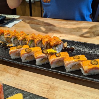 Tom Sushi - Salmonholic (top) and Salmon jalapeño aburi hako (bottom) - Sushi Bars Near Me - Vancouver, British Columbia Tom Sushi - Salmonholic (top) and Salmon jalapeño aburi hako (bottom) - Sushi Bars Near Me - Vancouver, British Columbia
