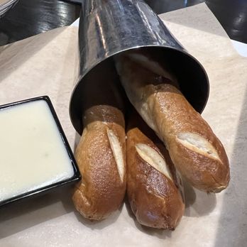 Bricktown Brewery - pretzel sticks with queso - Breweries Near Me - Joplin, Missouri