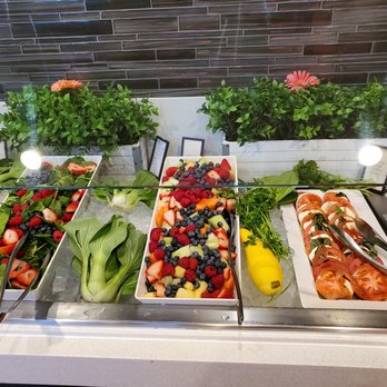 Cafe Sierra - New American Near Me - Universal City, California