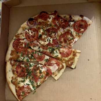 Dimond Slice Pizza - Roma Tomatoes, Red Onions, Mozzarella, Jalapeño Jack Cheese, Italian Parsley, Garlic Olive Oil - Pizza Near Me - Oakland, California