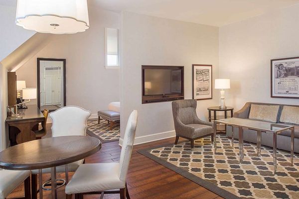 St. Louis Union Station Hotel, Curio Collection by Hilton by null