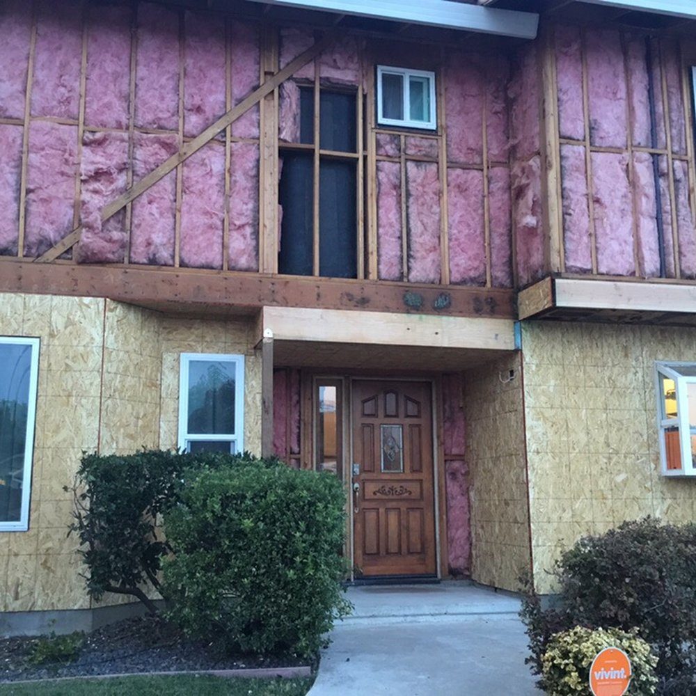 DL Design Construction - More dry rot above the front door - Windows Installation Near Me - Sacramento, California DL Design Construction - More dry rot above the front door - Windows Installation Near Me - Sacramento, California