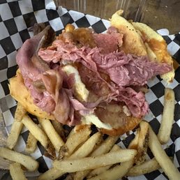 Very unsatisfied with how raw the meat was, I didn't dare wanna risk it and eat it Very unsatisfied with how raw the meat was, I didn't dare wanna risk it and eat it