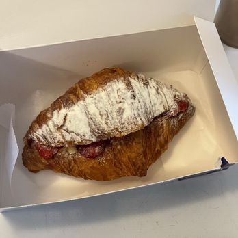 Paris Baguette - Strawberry Croissant - Bakeries Near Me - Overland Park, Kansas Paris Baguette - Strawberry Croissant - Bakeries Near Me - Overland Park, Kansas